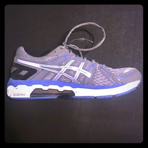SOLD!!!!👟🏆 Men’s ASICS Gel-Forte Running Shoes